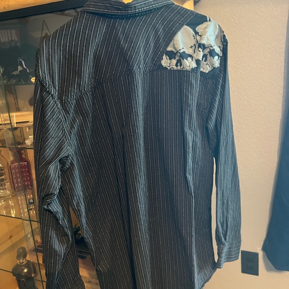 Harley Davidson Button up - Picture 5 of 5